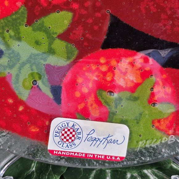 Peggy Karr 8" Strawberry Plate SWO8P Fused Art Glass Plate In Box Signed P KARR - Picture 4 of 11